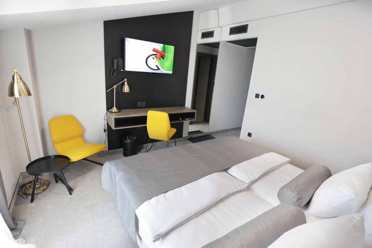 Hotel Milenij Μακάρσκα Εξωτερικό φωτογραφία